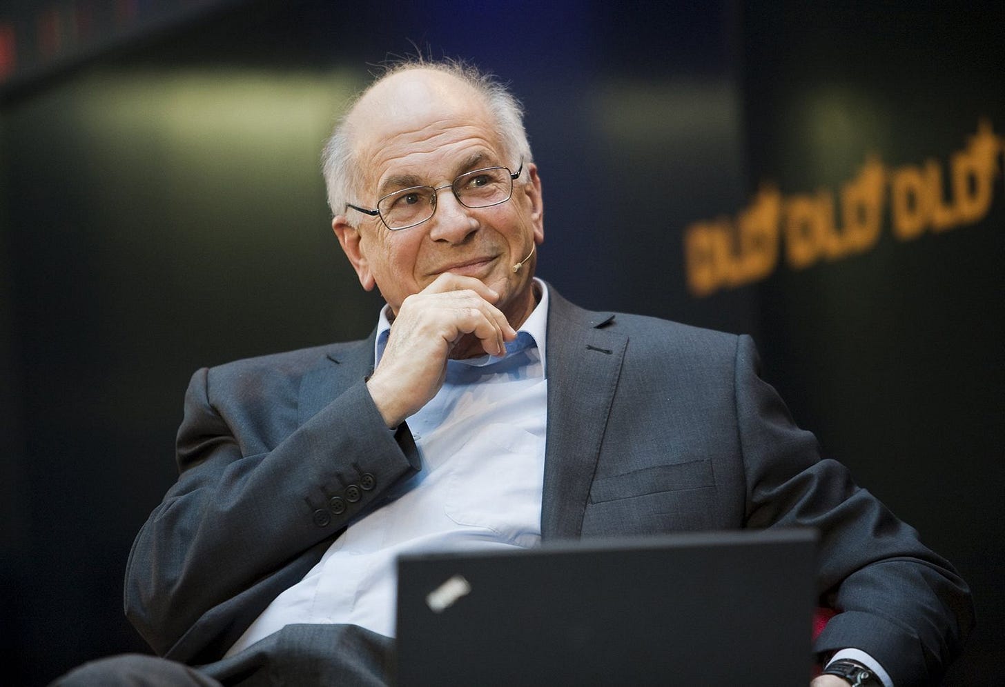 Daniel Kahneman, the Nobel Prize winner who wrote Thinking, Fast and Slow,  dies aged 90 | CNN Business