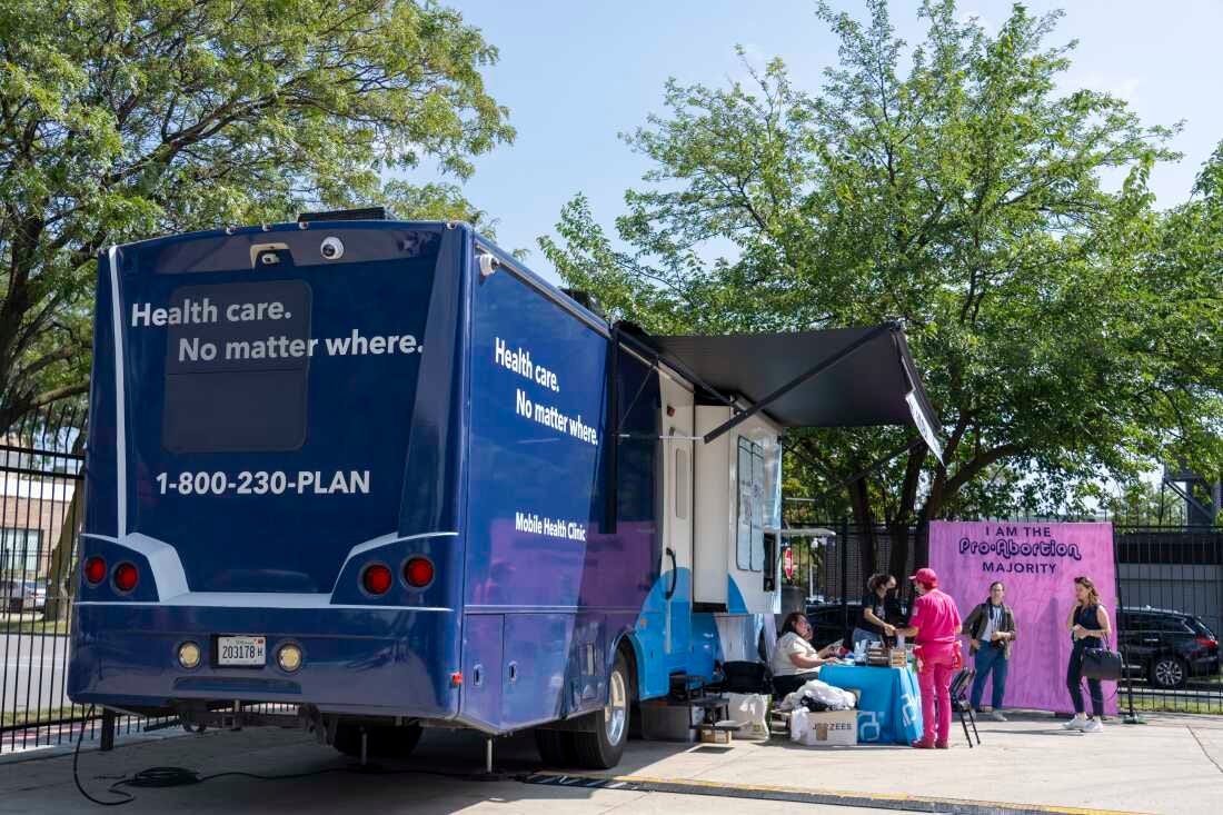 Planned Parenthood on wheels is near DNC for vasectomies, abortion pills :  NPR