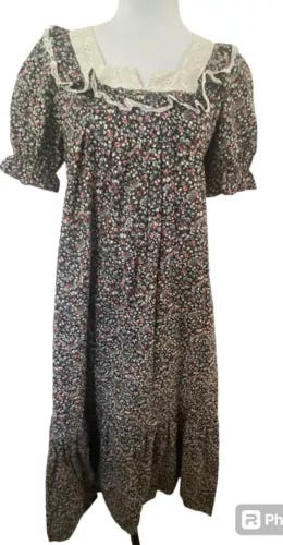 Vintage Liberty House Muumuu Women's Dress From Hawaii, Ditsy Floral Prairie - Picture 1 of 14