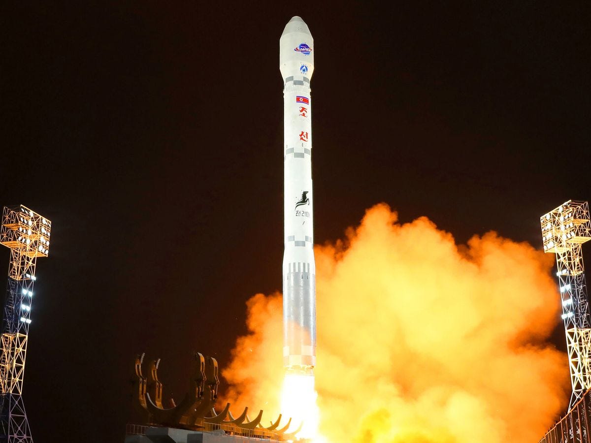 Foto: Corea del Norte afirma haber puesto en órbita un satélite espía (Europa Press/KCNA)