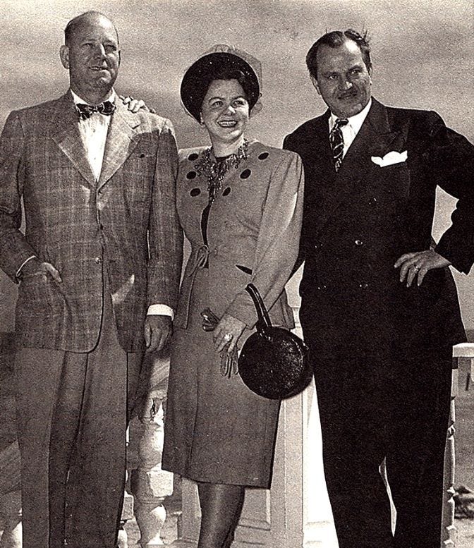 Figure 2: John & Sheelah Murrell, with friend, at Surf Club in 1950s