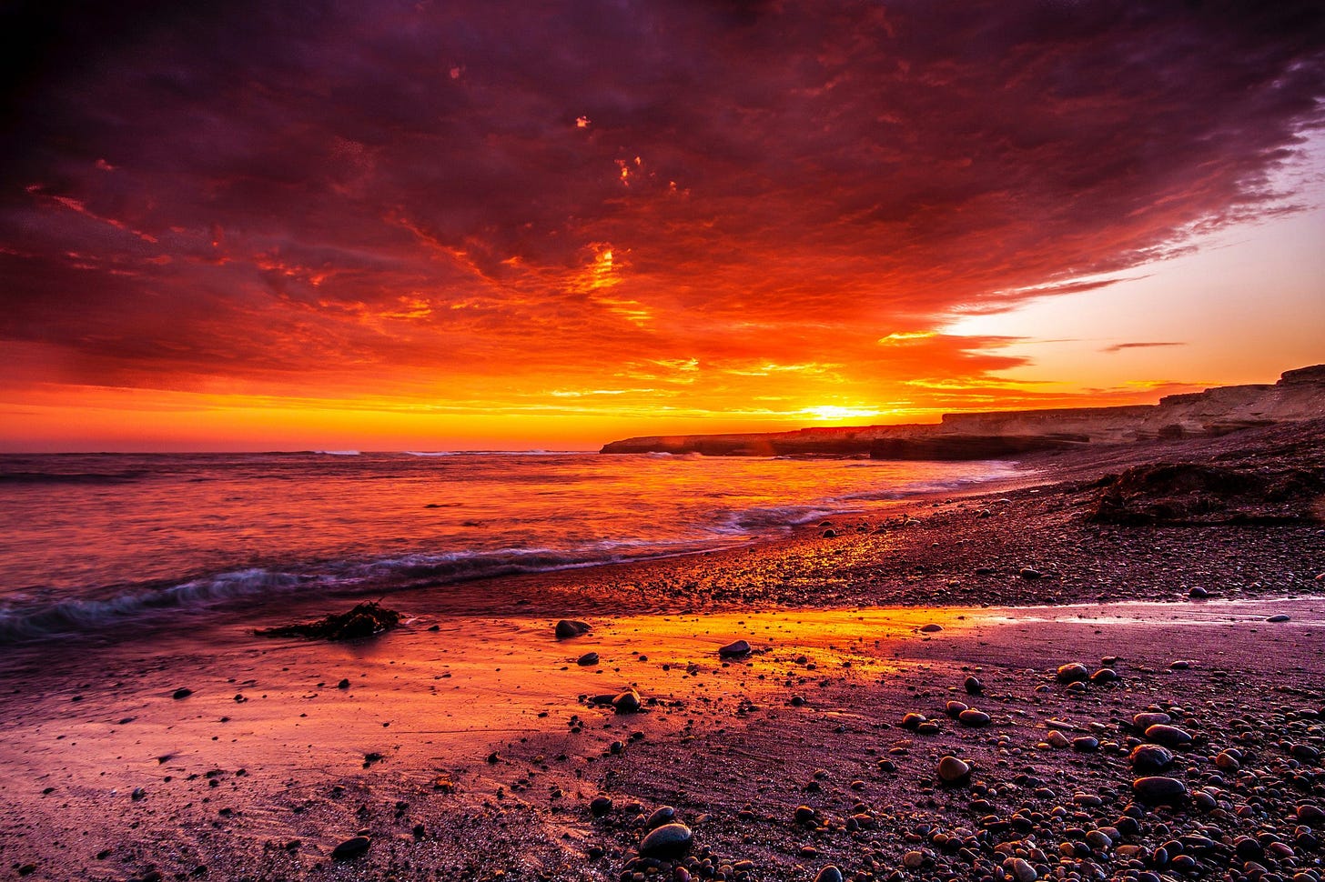 Fiery sunset over the beach at Baja California, Mexico, Ensenada - Beach  Wallpapers