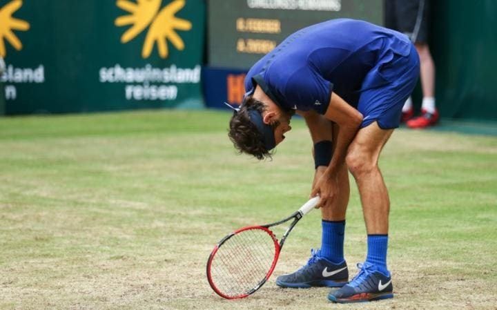 Alexander Zverev Eliminates Roger Federer from ATP Halle 2016 images