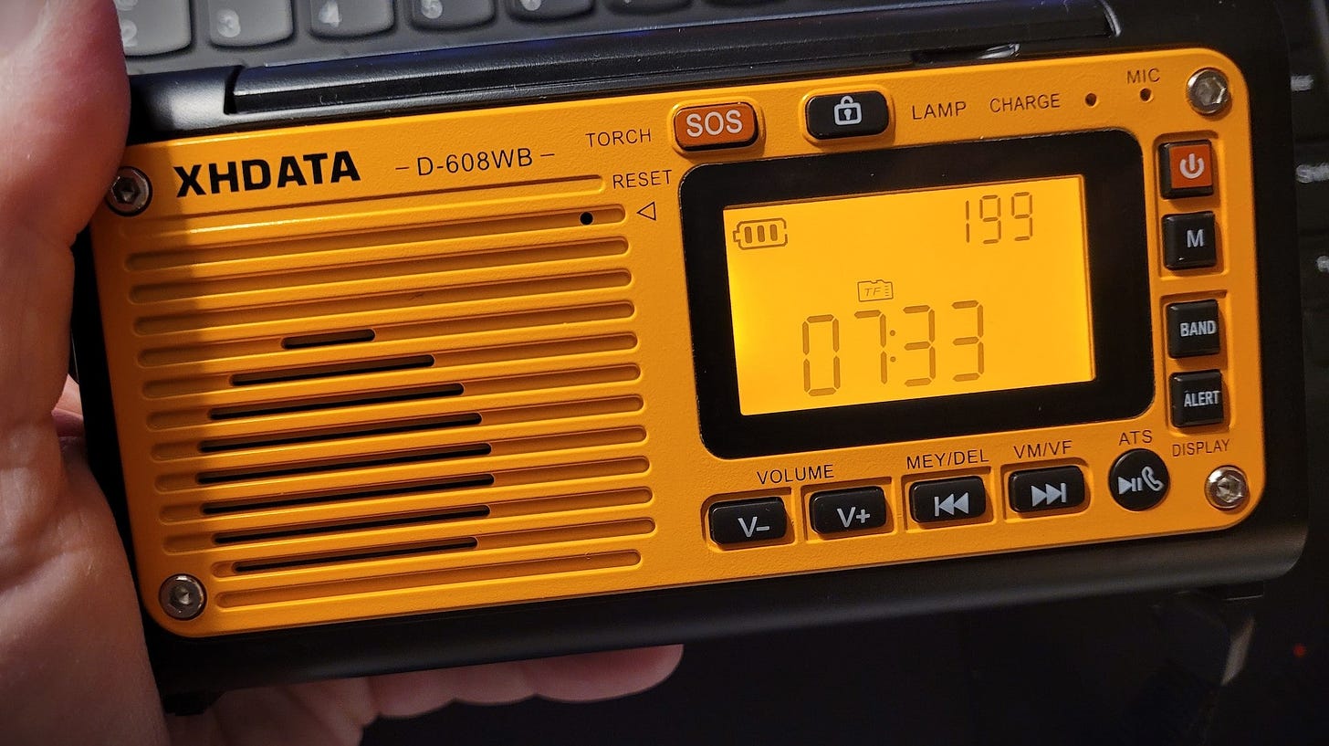 XHDATA D-608WB receiver