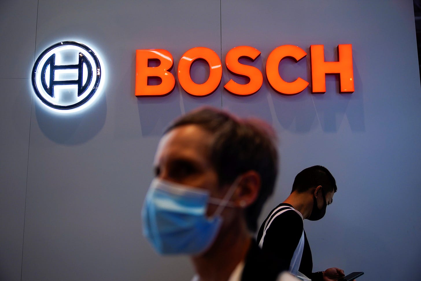 Bosch agrees to pay $25 mln to settle California diesel emissions probe |  Reuters