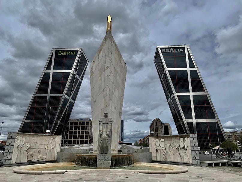 Monument Calvo Sotelo | War Traveller