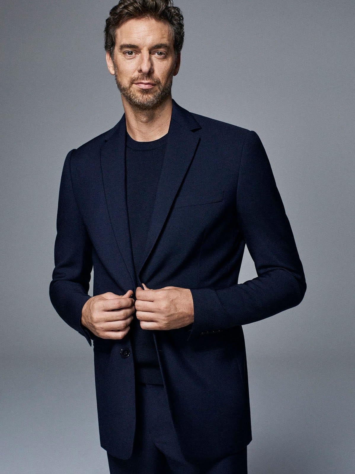 Pau Gasol embajador de Tommy Hilfiger en España Suits & Shirts Suits ...