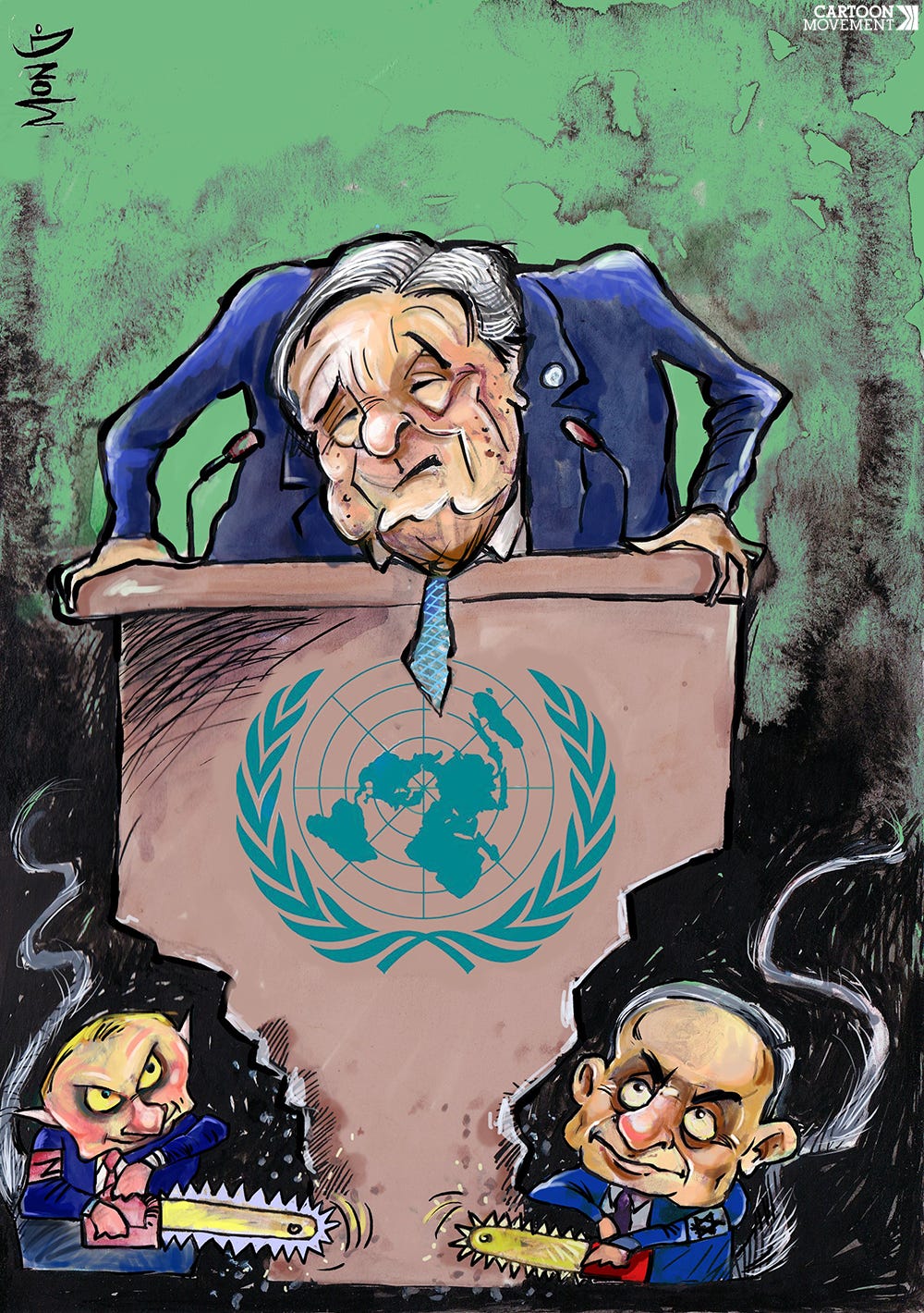 Cartoon showing António Guterres standing behind a lectern with a UN logo on it, looking down in desperation while Netanyahu and Putin are using chainsaws to cut the lectern in half.