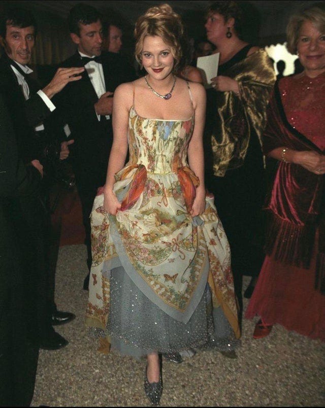 Drew Barrymore at the “Ever After” Gala 1998 📜 : r/popculturechat