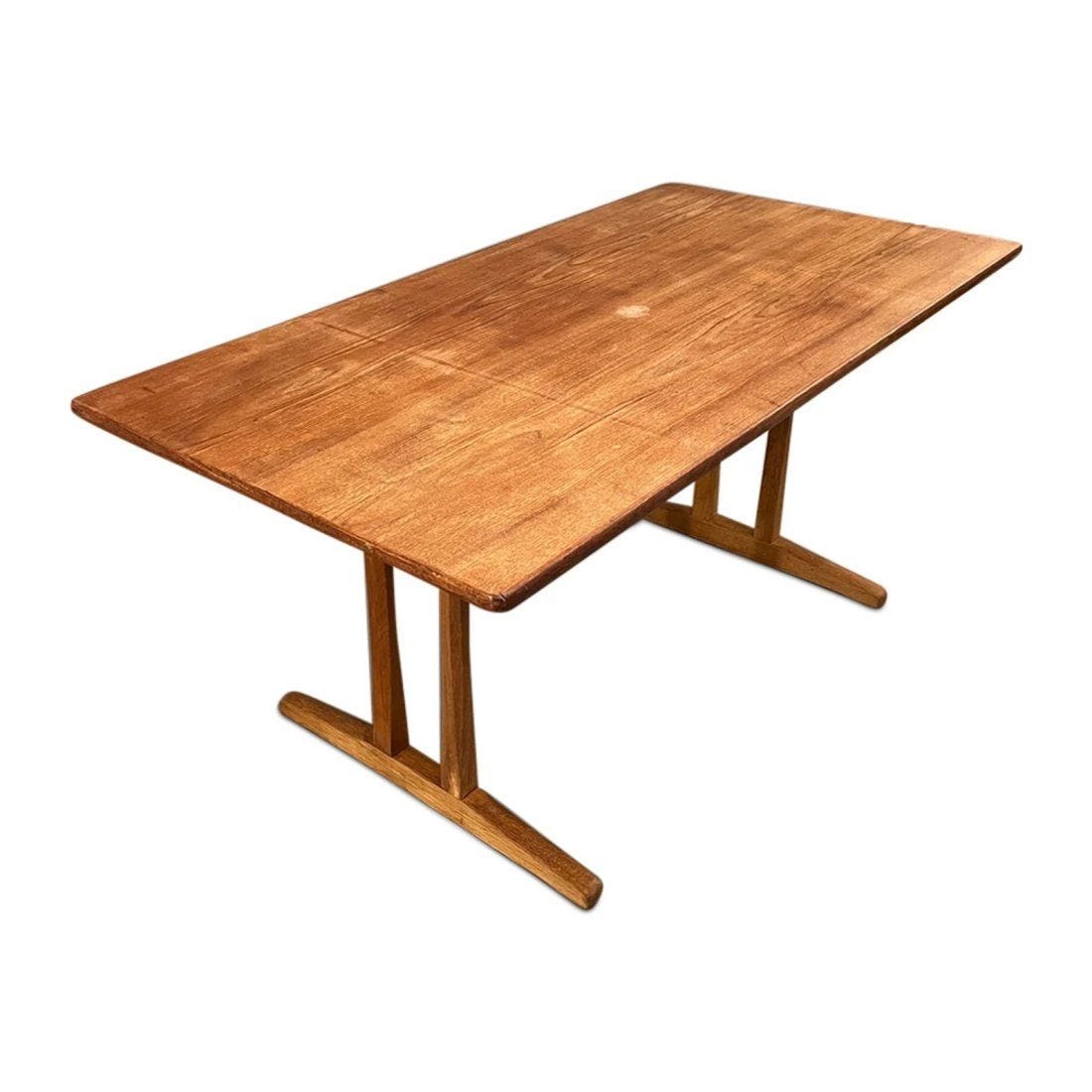 Mid-Century BÃ¸rge Mogensen shaker table