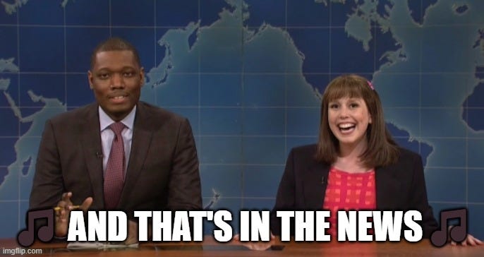 Laura Parsons seated next to Michael Che singing, "And that's in the news" on SNL Weekend Update.