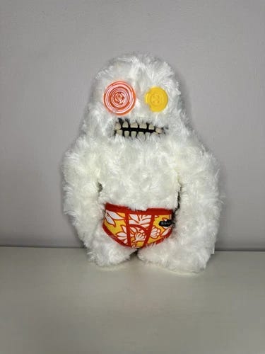 Fuggler Funny Ugly Monster. Budgie Fuggler Sasquoosh White - Picture 1 of 3