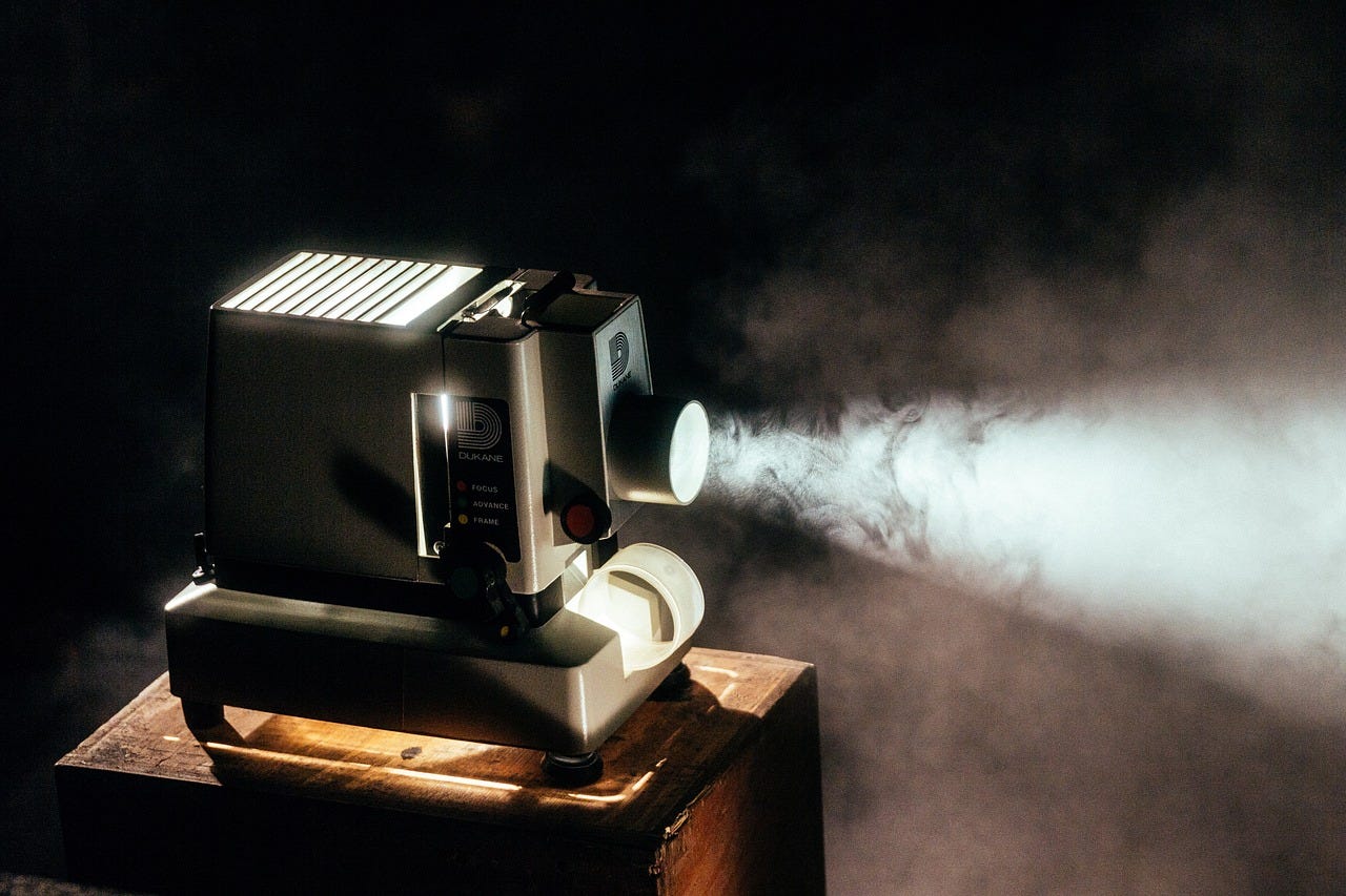 Slide projector