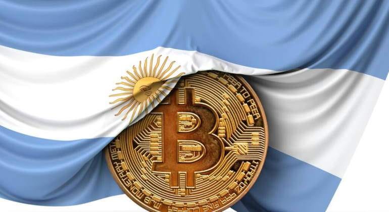 El proyecto de ley que pretende convertir al bitcoin y otras criptomonedas  en alternativa al peso en Argentina