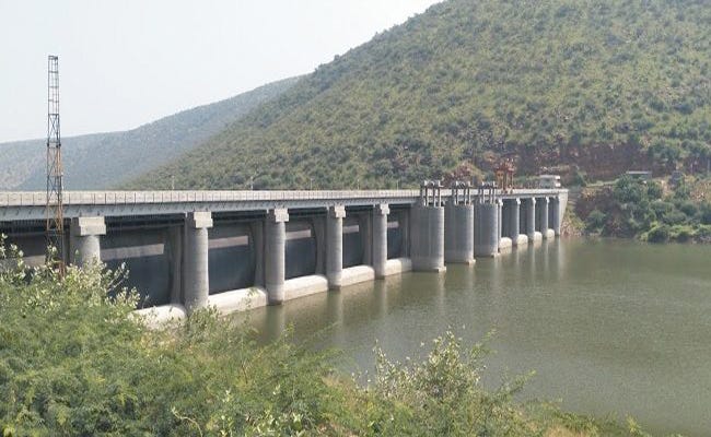 AP Government Warns Gandikota Project Victims - Sakshi