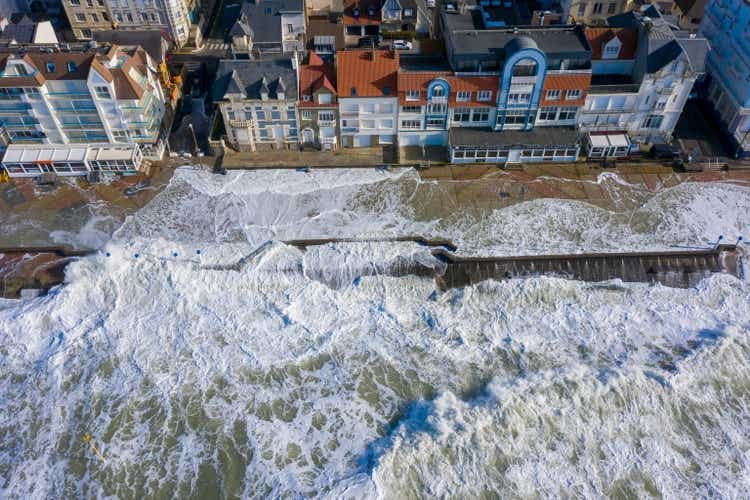 France, Hauts de France, Pas de Calais. Wimereux, the dike submerged by high tides