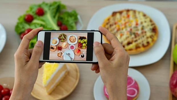 Restaurant Of The Future - Are Augmented Reality (AR) Menus Taking Over?