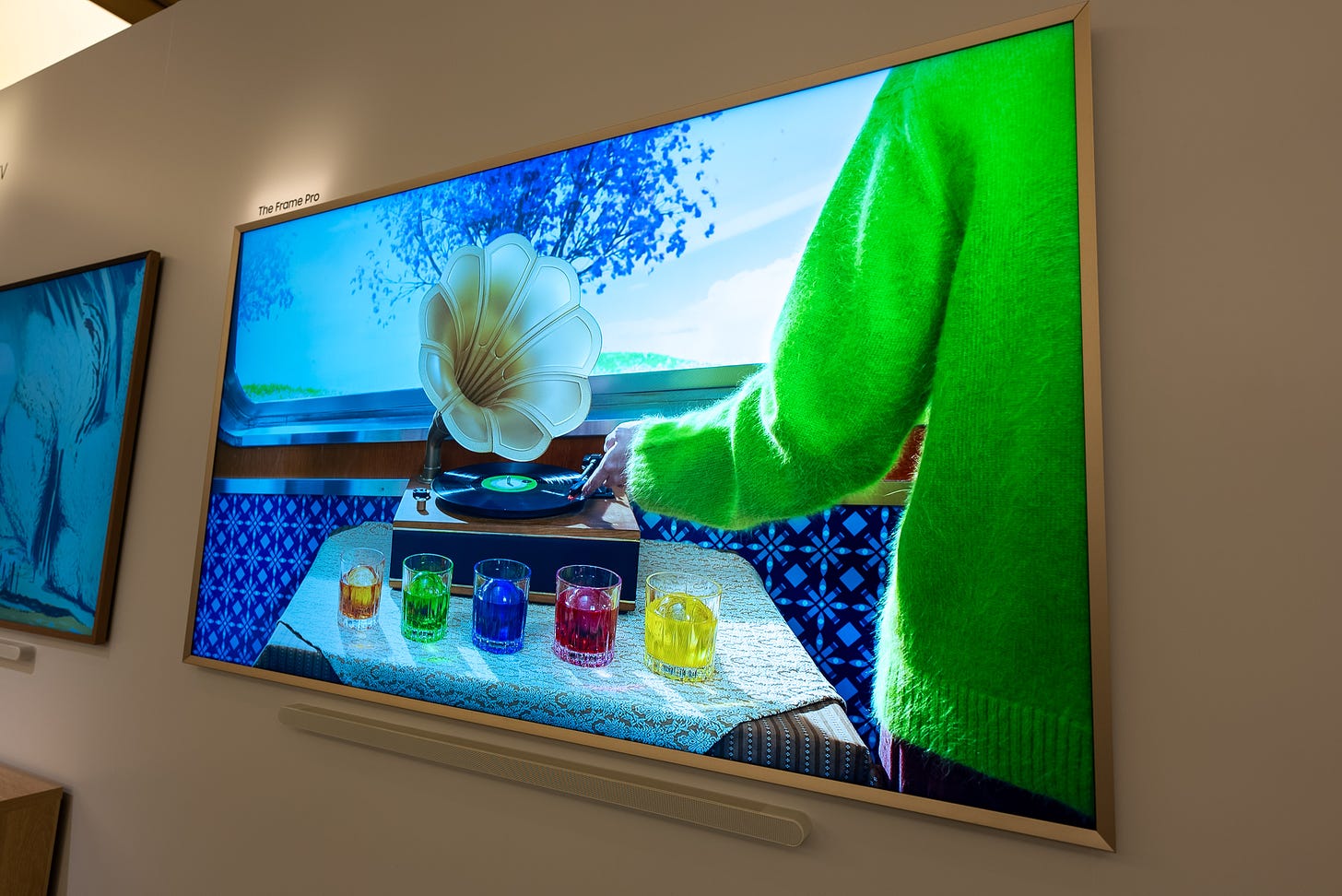 Samsung The Frame Pro TV CES 2025 hands-on