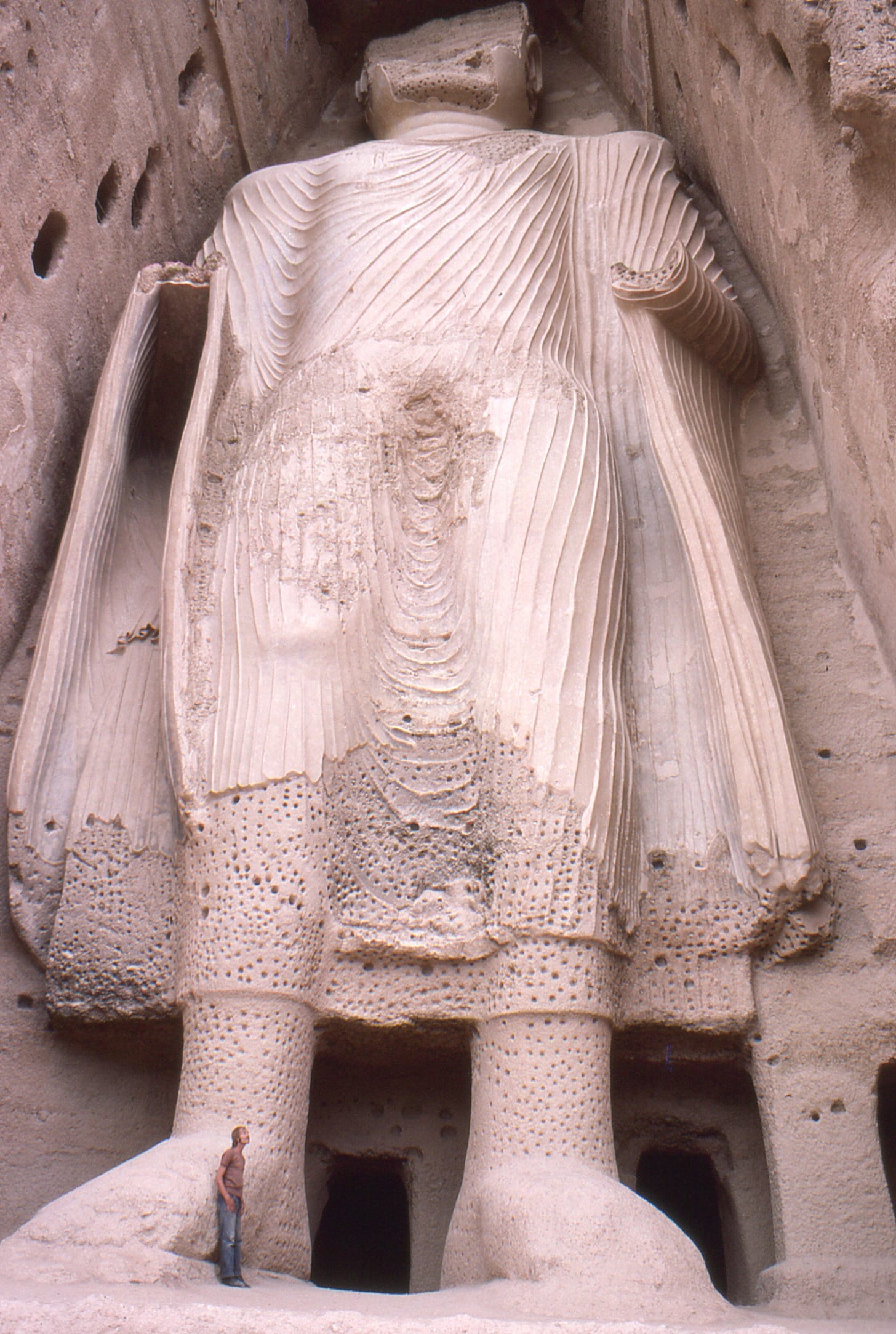 A picture of the smaller Buddha in Bamiyan, Afghanistan