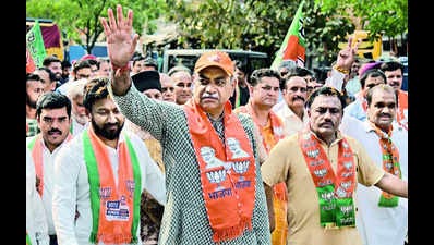 UT voters won’t let Cong nominee take them for a ride: Tandon