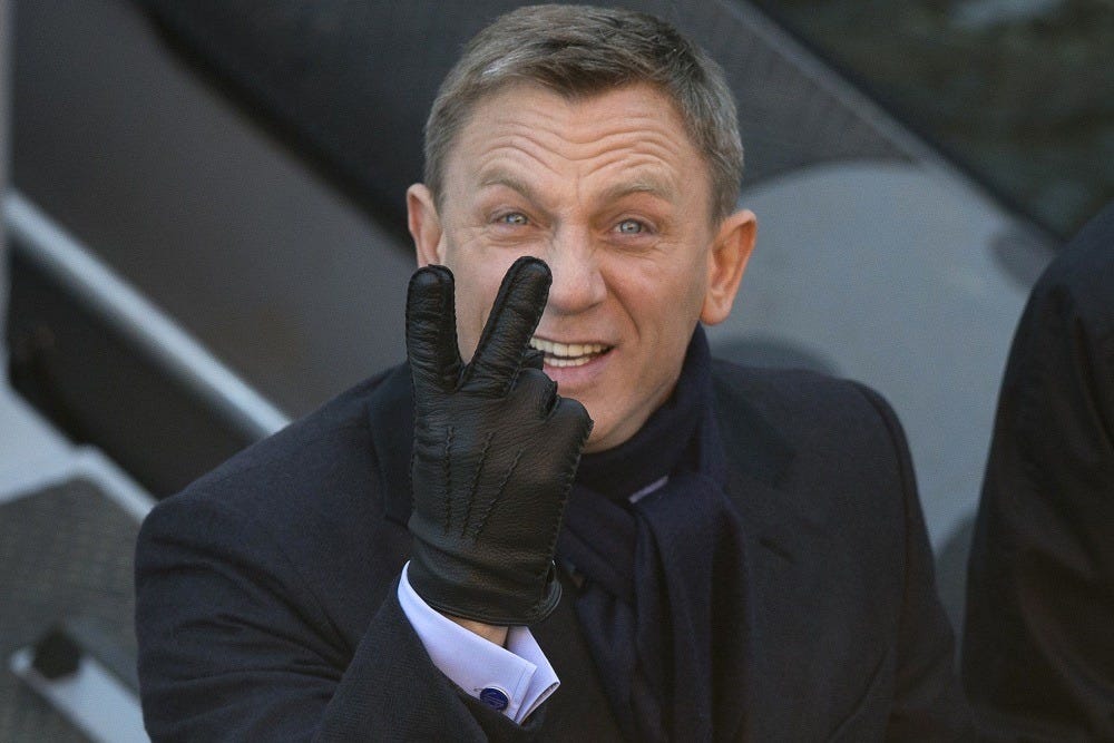 Daniel Craig laughing way to bank as James Bond producers still want him 2016 images