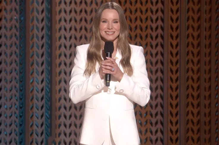 Kristen Bell hosting the 2025 SAG Awards.