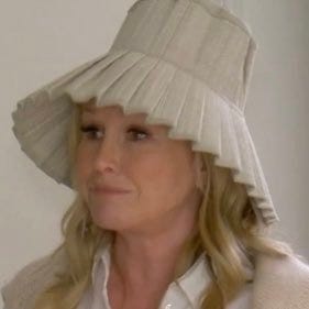 Kathy Hilton's Hat (@hat_kathy) / Twitter