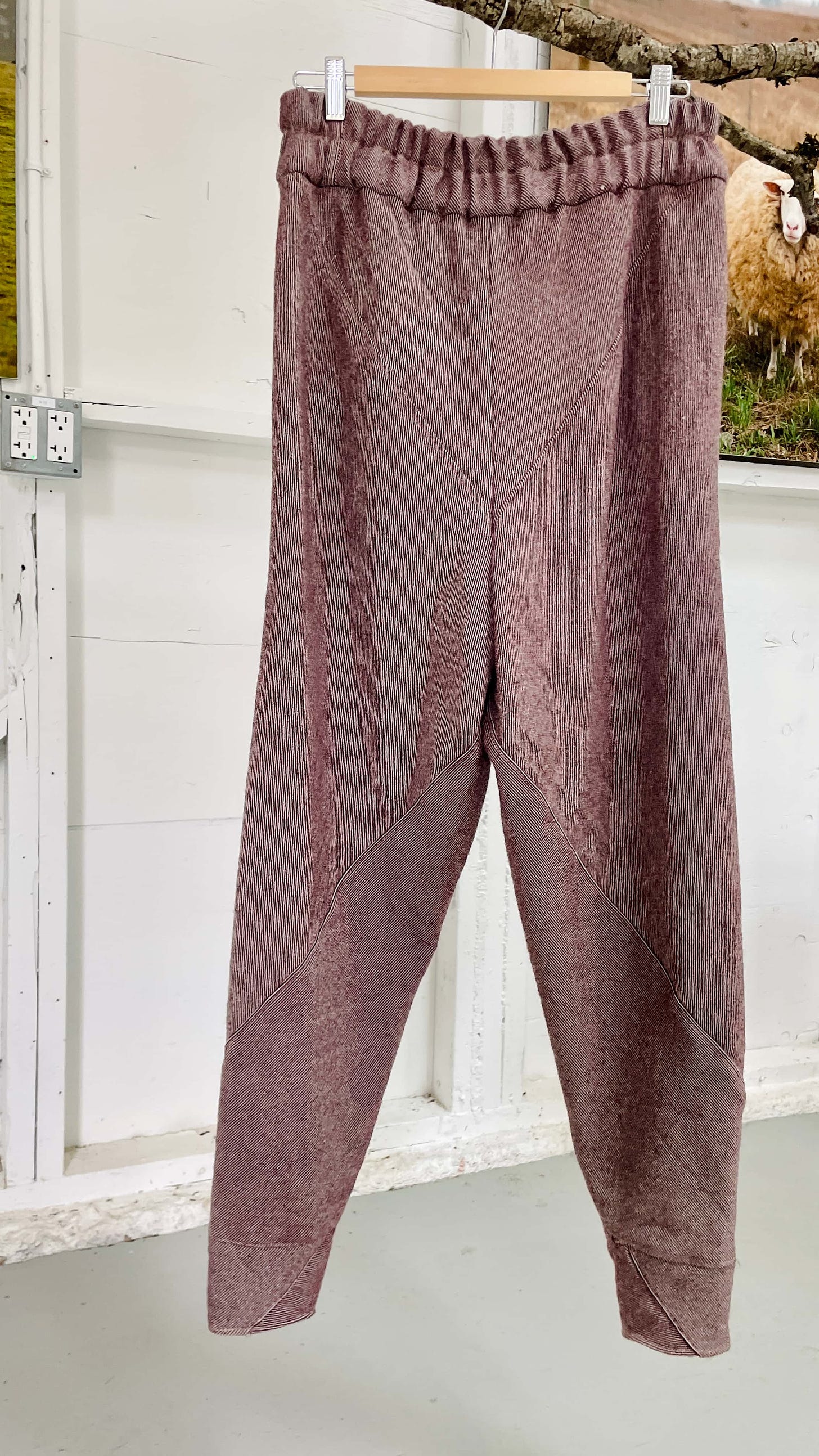 Back view of the 10-Square Pants in Lani’s Lana wool twill