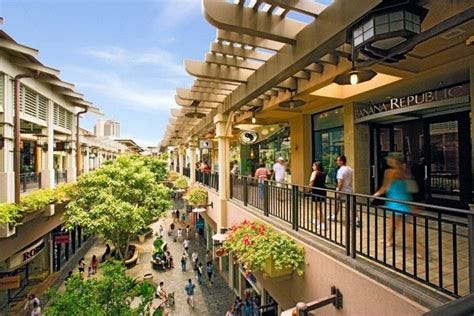 Ala Moana Center: Honolulu Shopping Review - 10Best Experts and Tourist ...