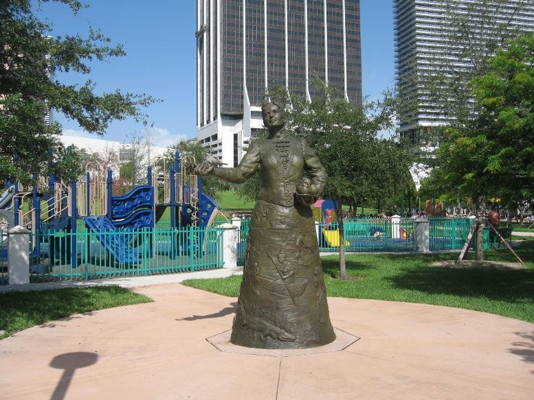  Figure 5: Julia Tuttle Statue in Bayfront Park (7/28/2012)