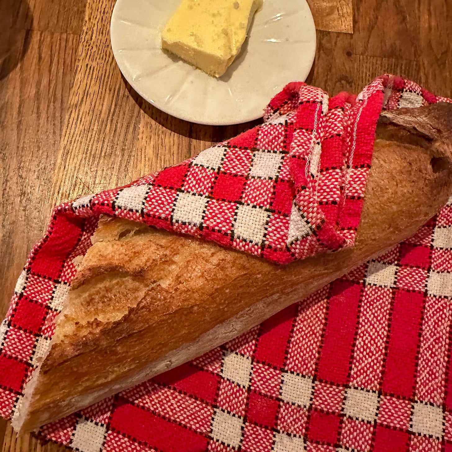 Baguette at Attabler bistro in Paris