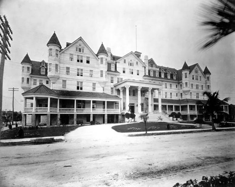  Figure 4: Halcyon Hall Hotel on January of 1906