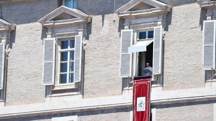 Pope Leo XIV leads the faithful in singing the Regina Caeli