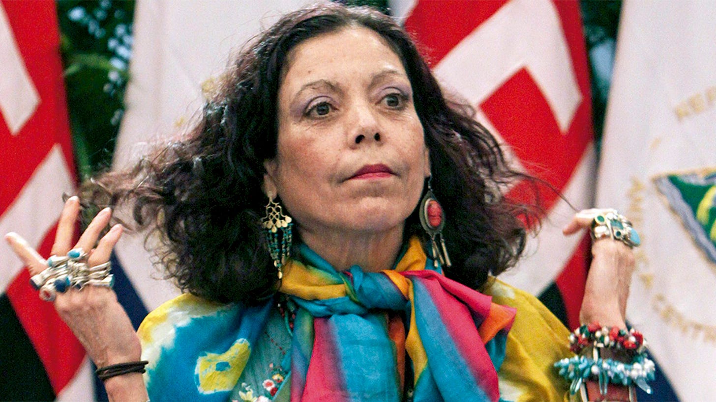 Rosario Murillo: ¿Una bruja en el palacio presidencial de Nicaragua?