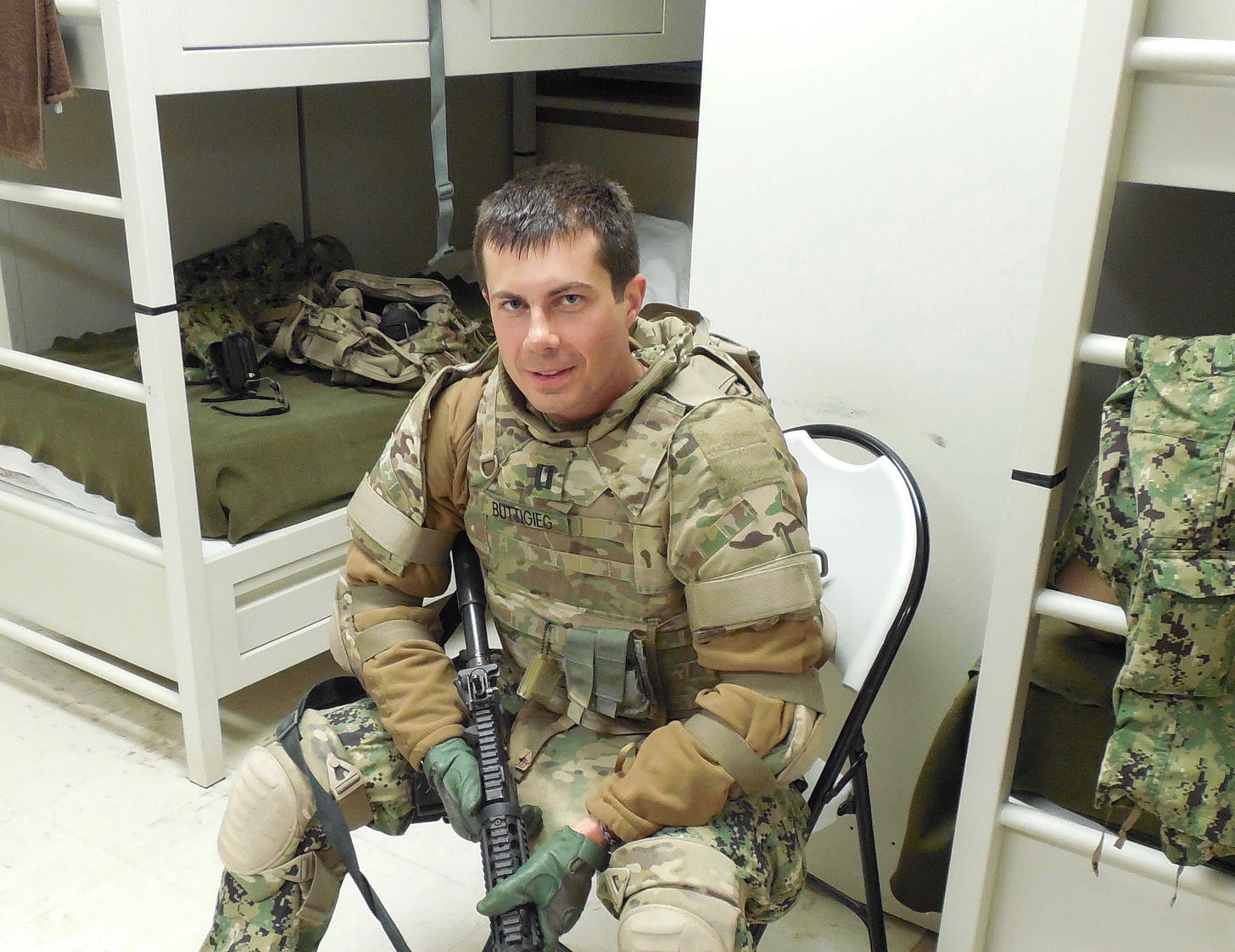 Pete Buttigieg wields his military credentials: 'It's not like I killed Bin  Laden,' but it was dangerous | CNN Politics