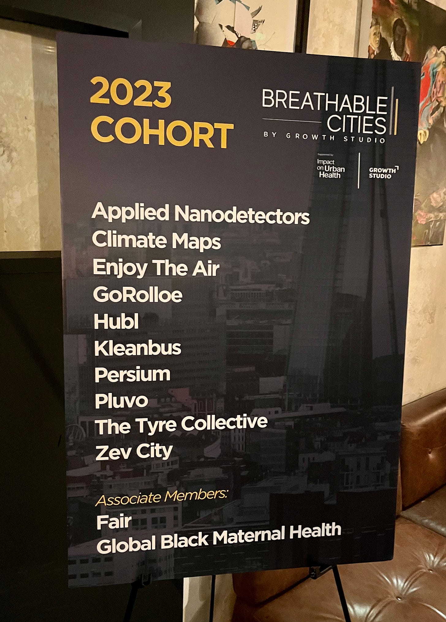 Sign showing the Breathable cities cohort