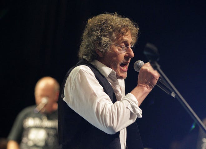 With The Who's Roger Daltrey, Foxwoods camp-goers live their rock 'n' roll  fantasies