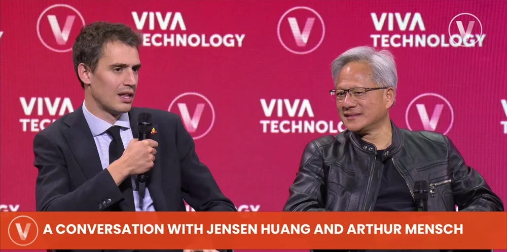 Arthur Mensch (Mistral AI) et Jensen Huang (Nvidia) en conversation à VivaTech