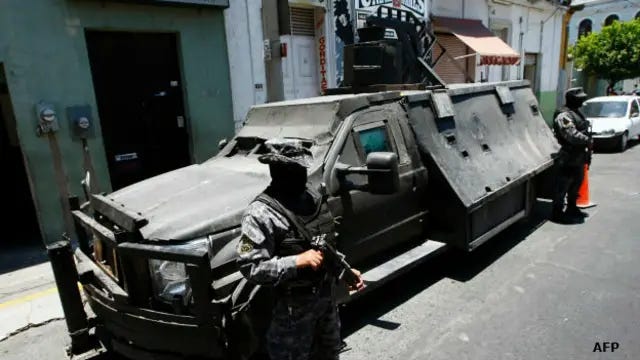 De dónde salen las armas pesadas del narco en México? - BBC News Mundo