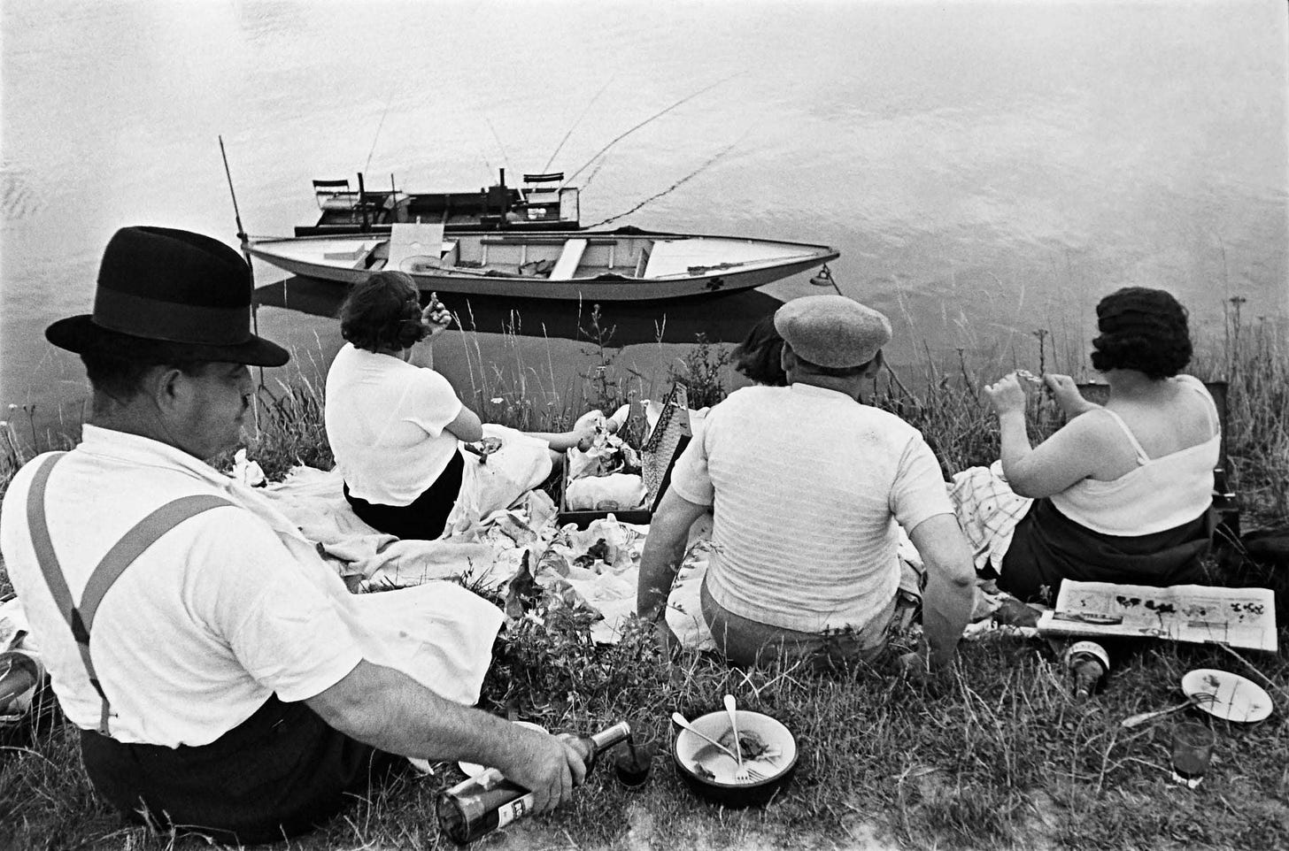 Henri Cartier-Bresson, On the Banks of The Marne, 1938 - Artwork 42242 |  Jackson Fine Art