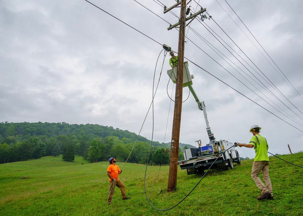 20230803-USDA-RD-VA-JGP-0022 | Utility workers from S&N Comm… | Flickr