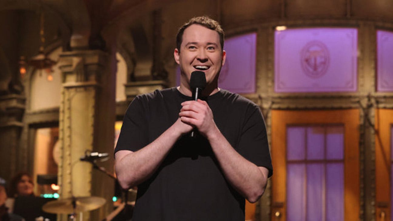 Shane Gillis Struggles Through 'Saturday Night Live' Monologue