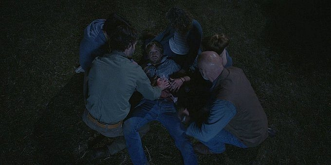 Walker family trying to keep Hoyt from dying 1.13.