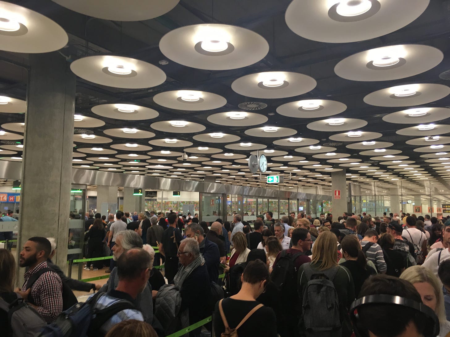 Madrid Barajas Airport Customer Reviews - SKYTRAX