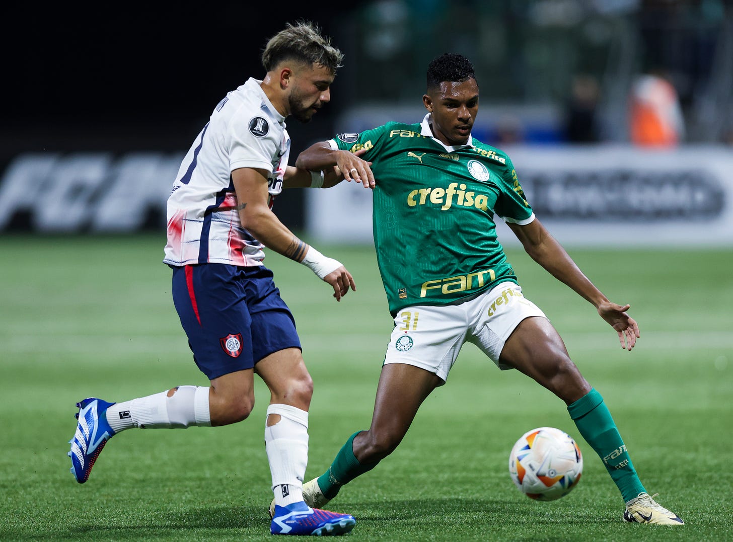 Luis Guilherme in action Palmeiras.