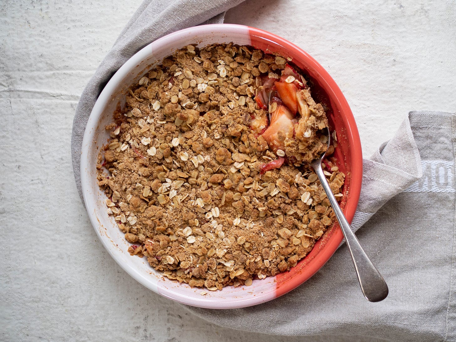 Apple and Strawberry Crumble