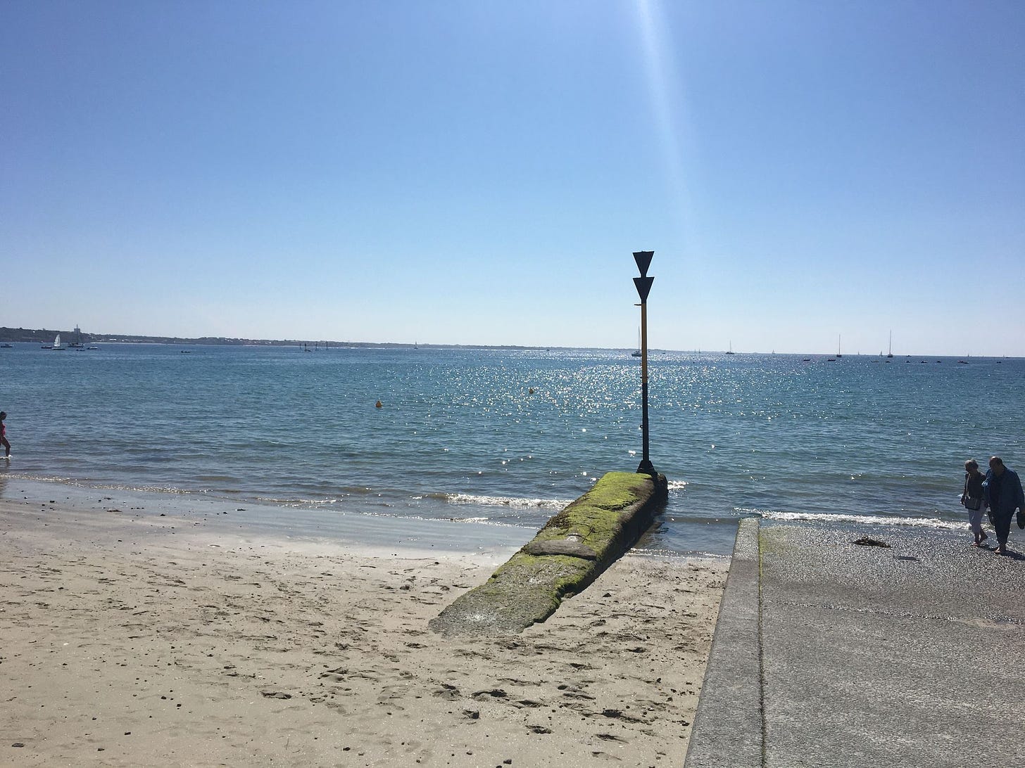 Photo personnelle de la jetée au Cap Coz (Fouesnant), lieu de mes vacances. Vu sur la baie et Concarneau