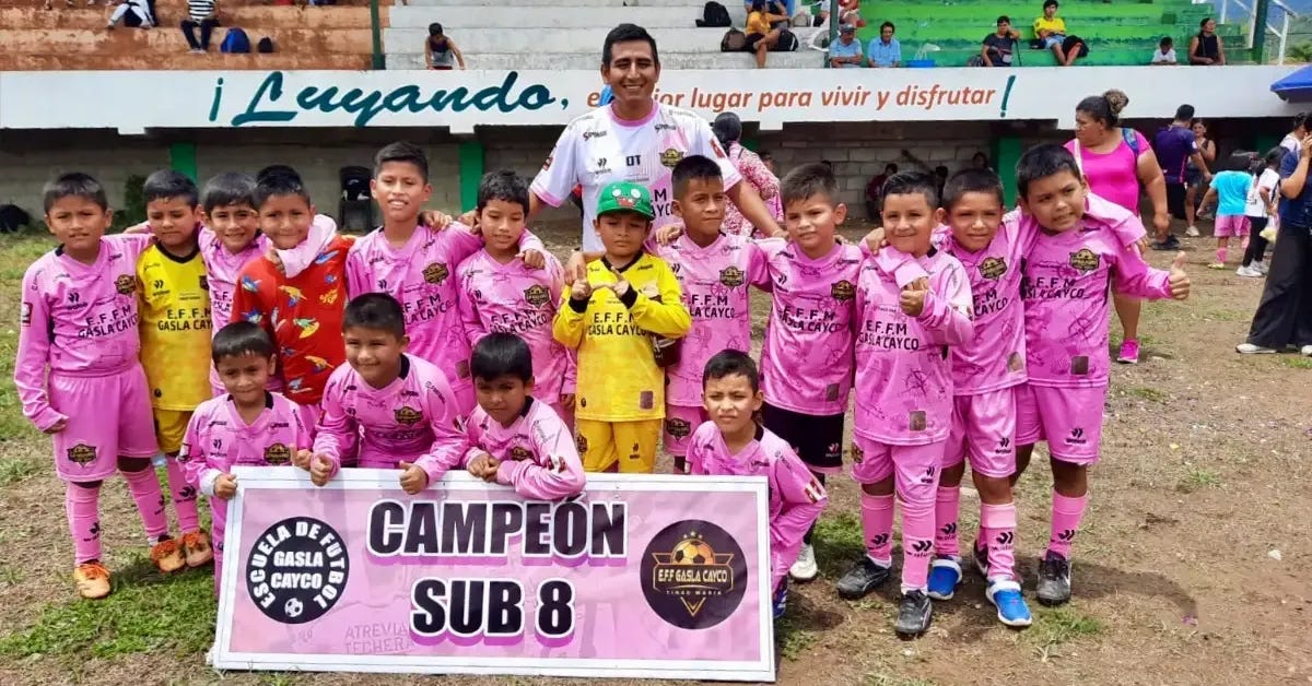 Equipo de Tingo María avanza a etapa regional de torneo de fútbol