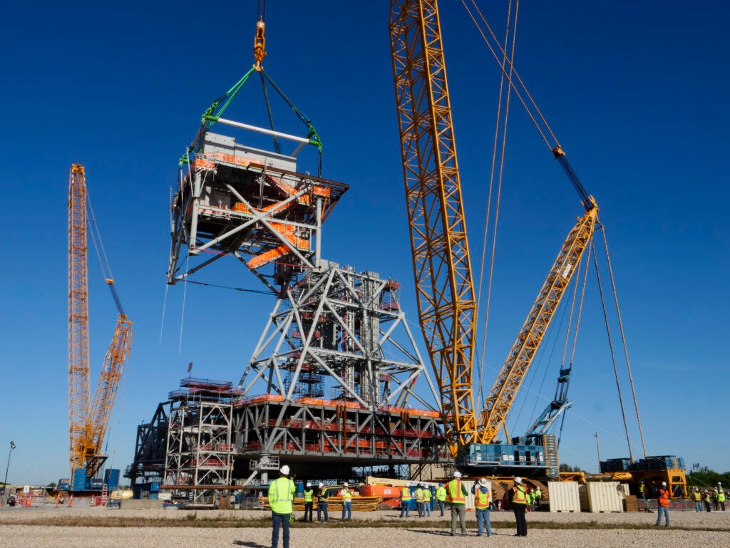 Bechtel Lifts Next Section of New Launch Tower into Place at Kennedy Space  Center - Bechtel