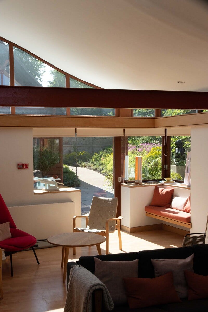 Maggie’s Edinburgh por Richard Murphy Architects
